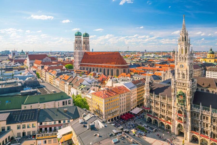 German Wine Self-Guided Tour in Munich's Old Town Wine Bars - What the digital booklet is like to use