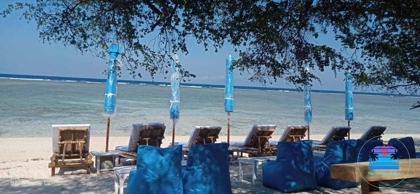 Gili Trawangan: The Beach Bar - Sunbed with Cocktail & Chill - Waiting for sunset with a cocktail
