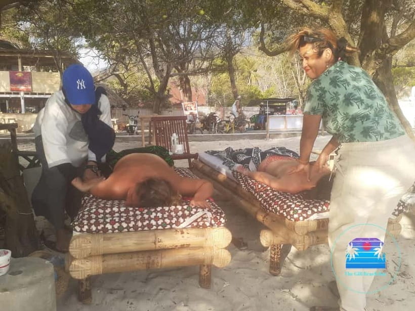 Gili Trawangan: The Beach Bar - Sunbed with Cocktail & Chill - Should you book The Gili Beach Bar?
