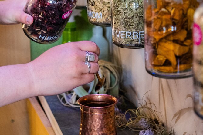 Gin School & Cocktail Masterclass in Dublin with Food - Who Will Enjoy This Most?