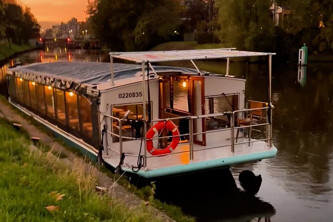 Groningen: Terrace Boat Experience with a Cozy Bar: 1.5 Hours - The roof is the boat’s most useful feature