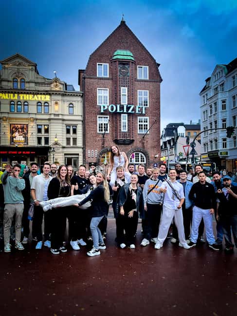 Hamburg: Pubcrawl & Nightlife Tour at St.Pauli - Should you book this St. Pauli pub crawl?