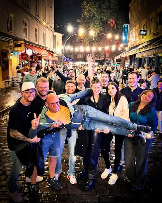 Hamburg: Pubcrawl & Nightlife Tour at St.Pauli - Why the guides make such a difference