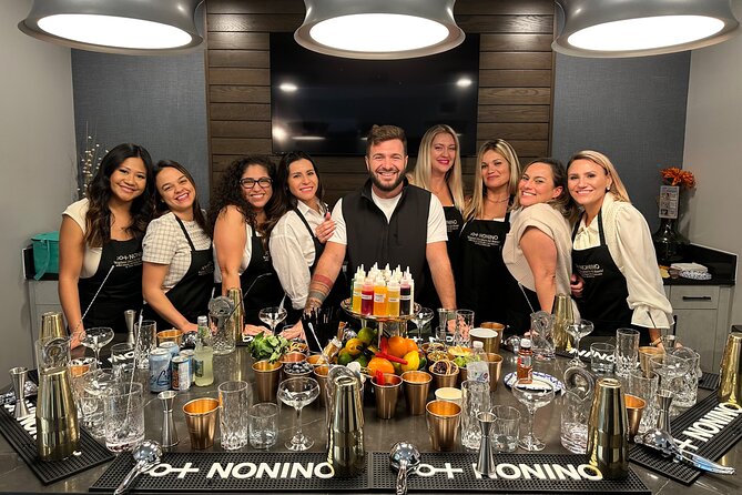 Hands On Cocktail Class Experience in West Palm Beach - Starting With the Basics: Learning to Pour