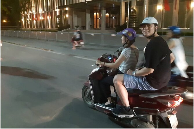 Hanoi Nightlife Food Tour By Motorbikes - Two hours of Hanoi street food and city life