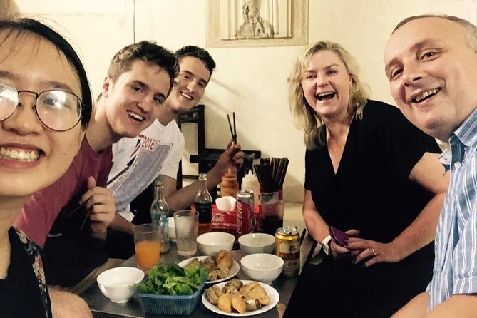 Hanoi Nightlife Street Food Tour with Small group - Key things to know before you book