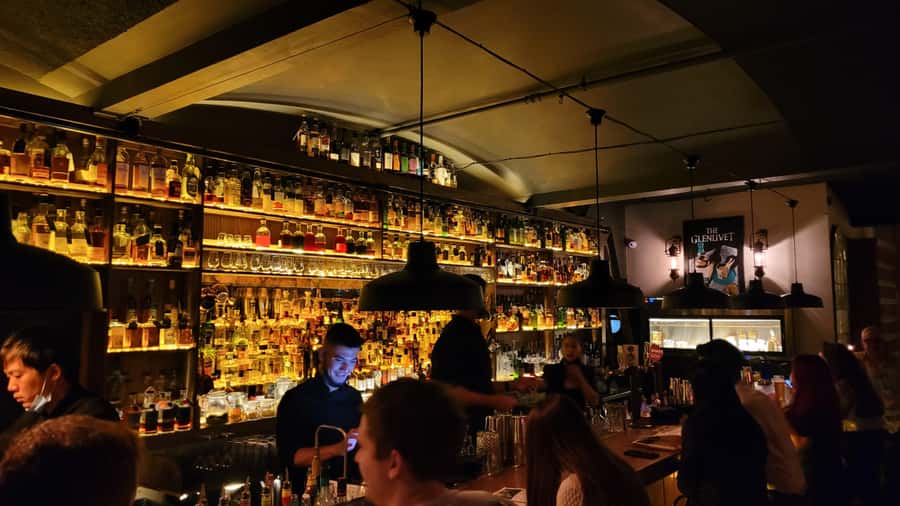 Hidden Bars Tour - Should you book the Hidden Bars Tour?
