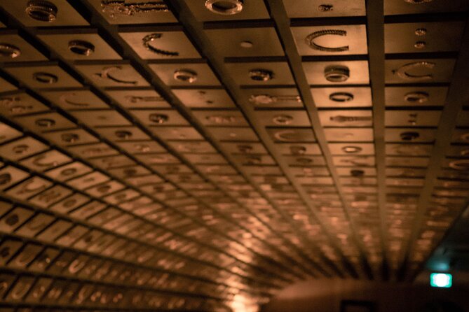 Hidden Cocktail Crawl in Chinatown - Who should book this evening