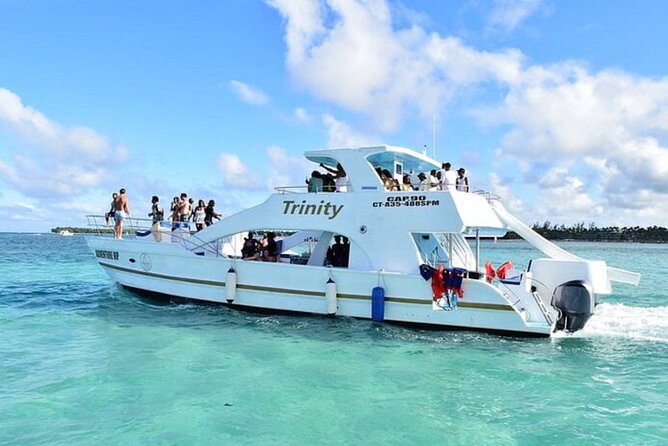 Hip Hop adult only Party Boat with Unlimited drinks& sand-bar - Key details before you book