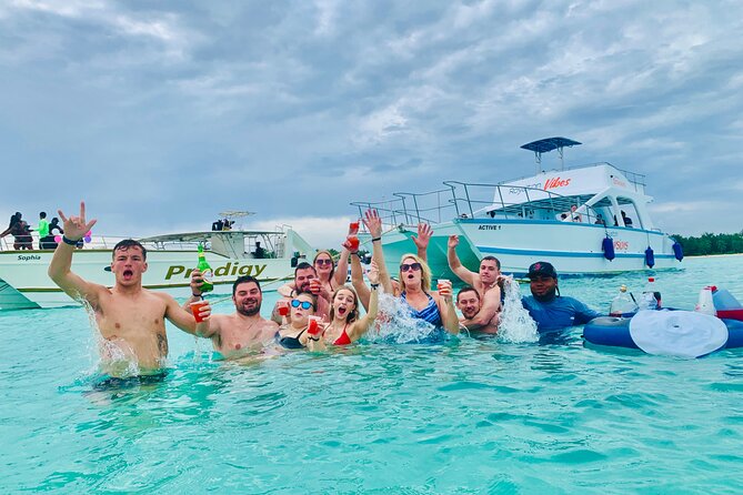 Hip Hop adult only Party Boat with Unlimited drinks& sand-bar - The natural pool and sandbar party