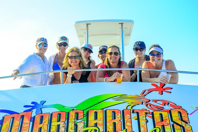Hip Hop solo para adultos PartyBoat con Bebidas ilimitadas y Bar - Service can shape the whole afternoon
