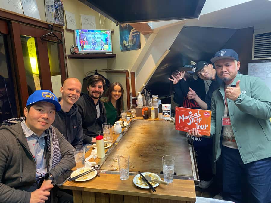 Hiroshima: Bar Hopping Food Tour - Hiroshima sake, from dry to sweet