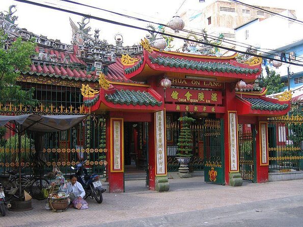 Ho Chi Minh Nightlife & Street Food Tour By Motorbike - Why Ho Chi Minh City works so well after dark