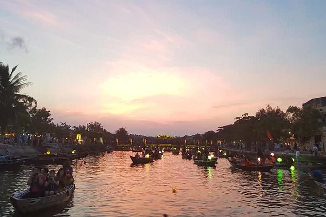 Hoi An Nightlife Tour with Hoi An Ancient Walking Tour, Boat Ride, Night Market - Walking through the ancient town