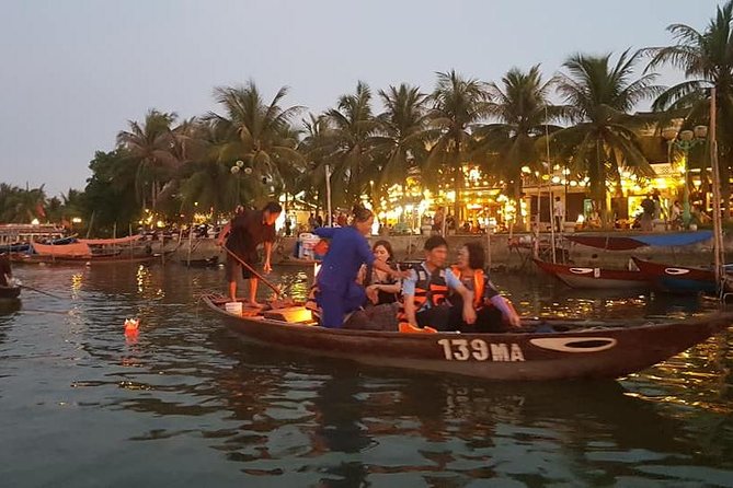 Hoi An Nightlife Tour with Hoi An Ancient Walking Tour, Boat Ride, Night Market - Private transport and the value of $75