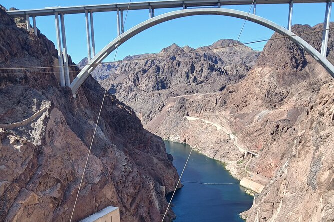 Hoover Dam Powerhouse Tour - A guide can make the difference