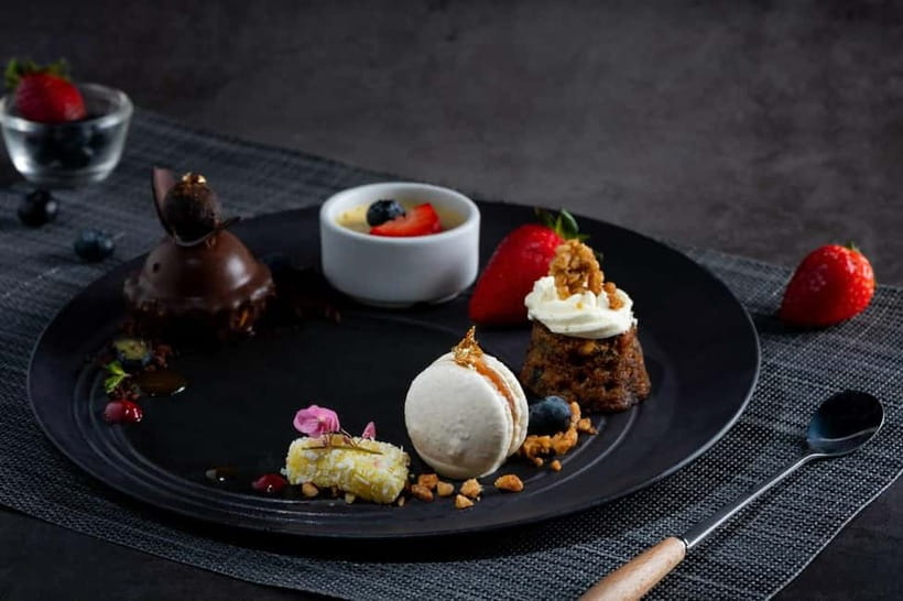 Hua Hin: Vana Nava Sky Bar Rooftop at Holiday Inn - What You Get During the 90 Minutes