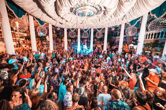 Ibiza: 3 x Nightclub & Pool Party Pass - What to expect at the meeting point