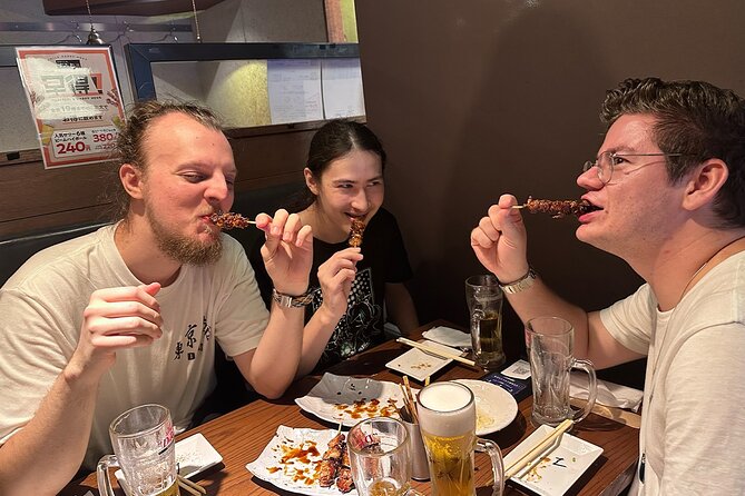 In Fukuoka! Guide to an izakaya only 100% locals know/Bar Hopping - Second stop: yakitori with salt or sauce