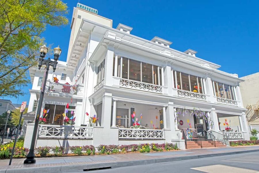 Jacksonville: Candy and Cocktails Class with Specialty Drink - Key points to know before booking