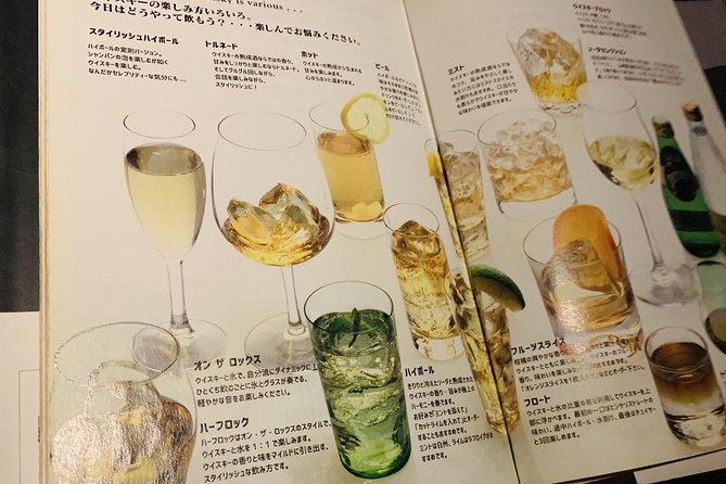 Japanese Whisky Tasting Experience at Local Bar in Tokyo - The group size and the solo question