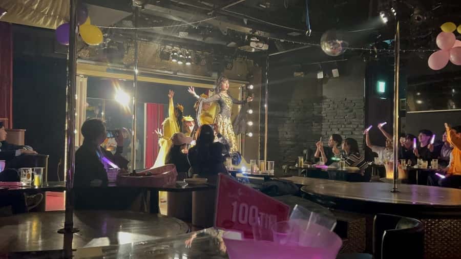Kabukicho bar hopping & grab a bite tour - Who should book this Kabukicho tour