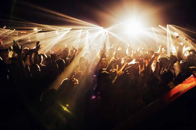 Kavos Club Crawl with Free Drinks & VIP Entry - Key points to know before booking