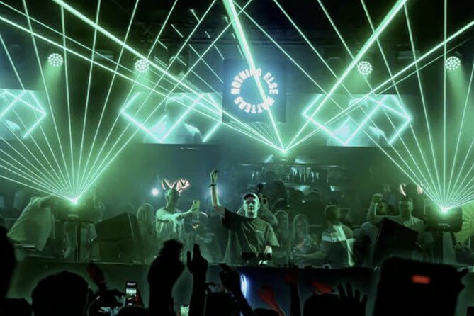 Kavos Club Crawl with Free Drinks & VIP Entry - Who will get the most from this crawl?