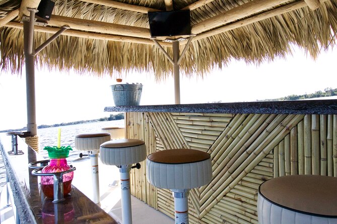 Key West: Private Sunset Cruise on an Authentic Tiki Bar Boat - The green flash and the best photograph