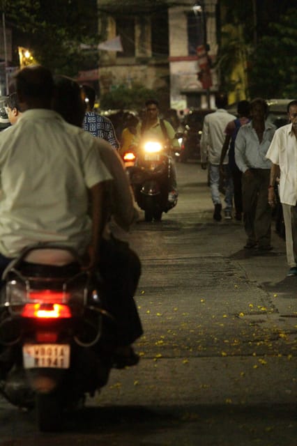 Kolkata Midtown Madness- A Street Food & Nightlife Tour - Ending at Broadway Hotel with a drink