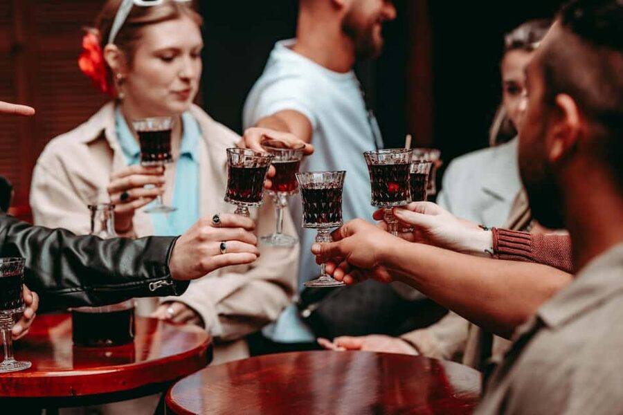 Krakow: 6 pm Tipsy Bar Tour With Karaoke+Twist (Thu-Fri-Sat) - Finishing with karaoke and a free shot