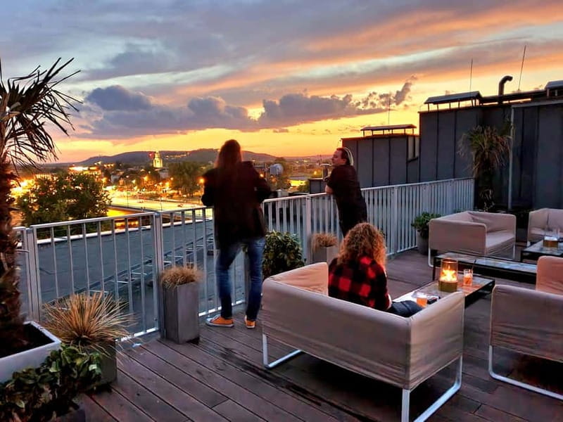 Krakow: Hidden Rooftop Bar Reservation with 1 Cocktail - The First Look: Wawel Castle and the Vistula River