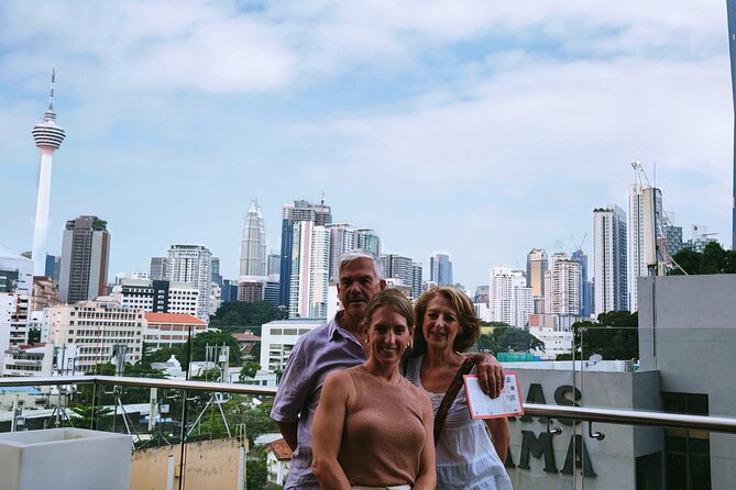 Kuala Lumpur's Nightlife Secrets and Street Food - Who should book this Chinatown evening?