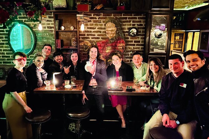 LA Hidden Bars and Speakeasy Experience - Stop one: Old Hollywood polish and cocktail craft