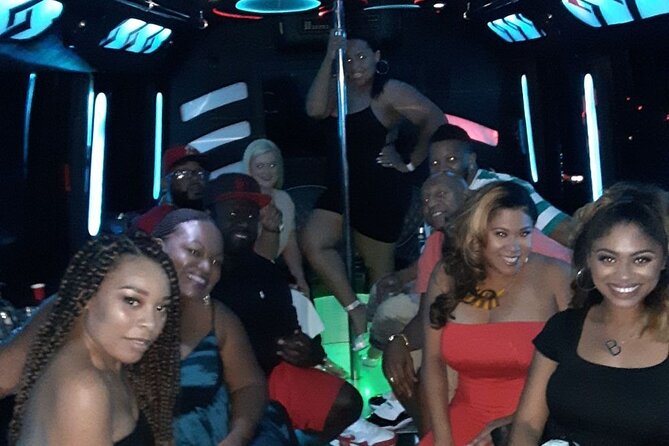 Las Vegas Bar Crawl by Party Bus with Free Drinks - How the group size affects the experience