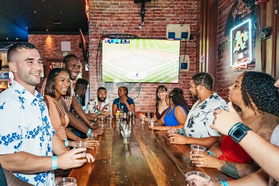 Las Vegas: Club Crawl and Party Bus with Free Drinks - Who gets the best value from $85