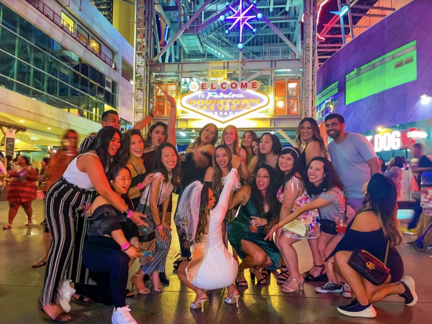 Las Vegas Fremont Street Bar Crawl (party bus add-on option) - Key points at a glance