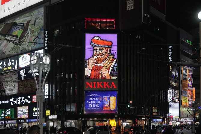 Local Bar Hopping Tour in Sapporo - Susukino and the famous neon photo stop