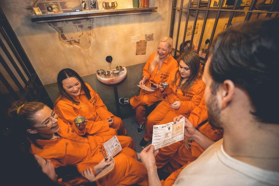 London: Alcotraz Immersive Prison Cocktail Experience Ticket - A practical 105-minute plan