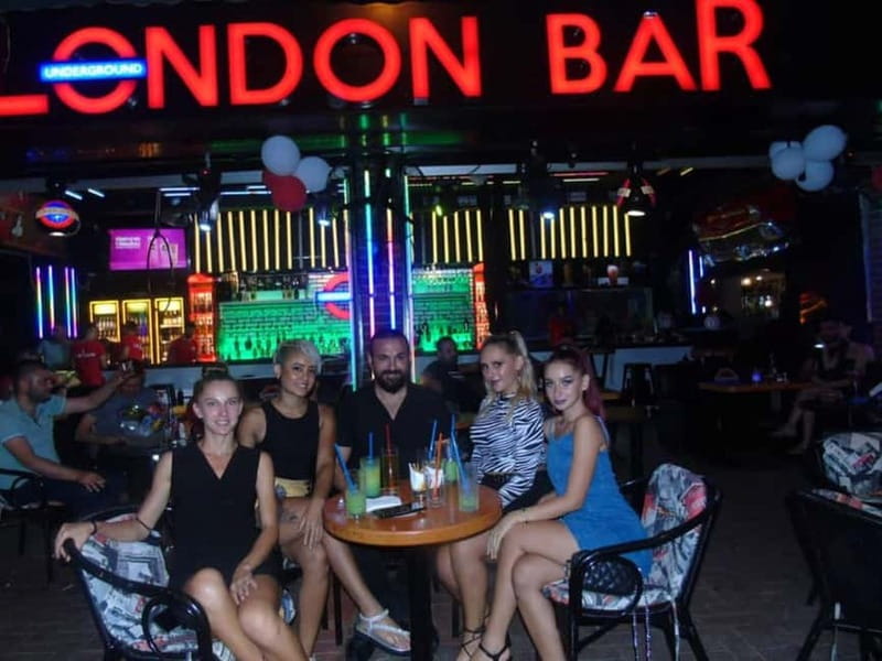 London Bar Meetup: Entry, Safe Original Drink & Transfer - What this Alanya nightlife experience really offers