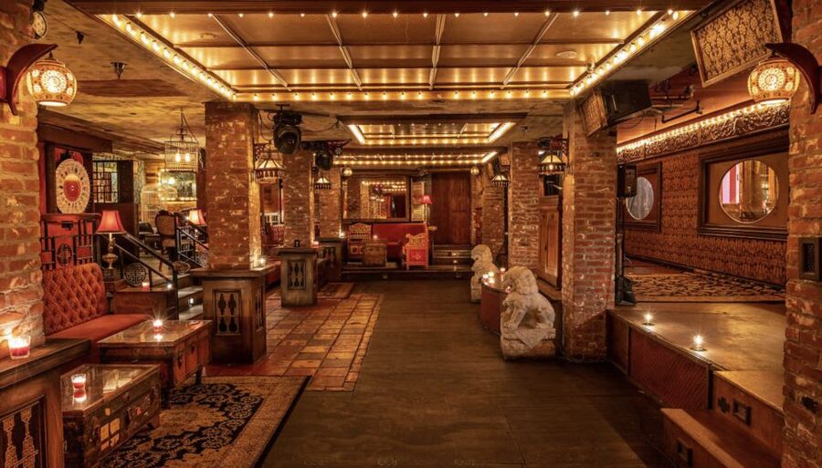 Los Angeles: Speakeasy Bar Hopping Tour with Drink - Three bars, three moods in one Hollywood night