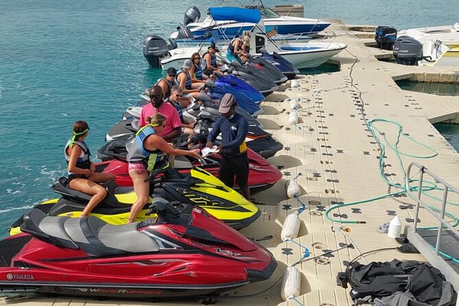 Lunch Seafari to pristine cays, shipwreck and lunch at TIKI BAR - Why this seafari works well for an active half-day