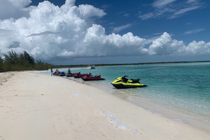 Lunch Seafari to pristine cays, shipwreck and lunch at TIKI BAR - Riding solo or sharing a Jet Ski