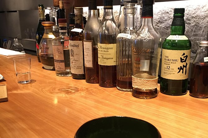 Luxury Tokyo Sake, Cocktail, Whisky and Pairing Tour - The guide can make or break the night