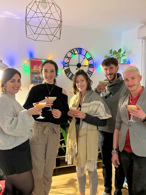 Lyon: Cocktail workshop in your home - What happens during the 150-minute home workshop