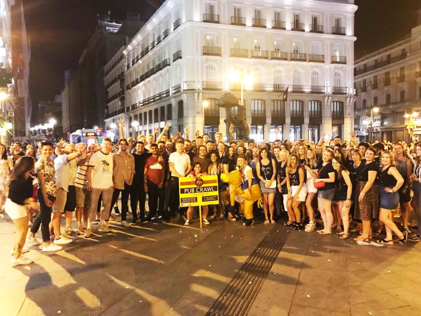 Madrid: Pub Crawl Madrid Running since 2005 Bar Exploration - Three or four different venues around Sol