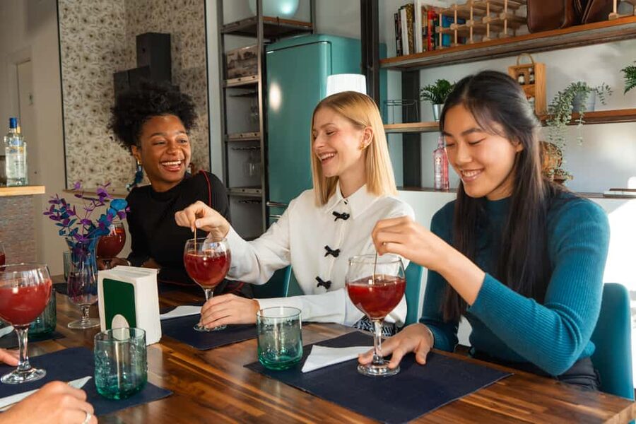 Madrid: Spanish Cocktail Workshop - Sangria, Tinto de Verano & Calimocho - Key details at a glance