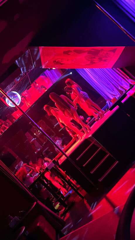 Makati Bar Crawl, GoGo Bar, Club, and Live Band - Poblacion and Makati after dark
