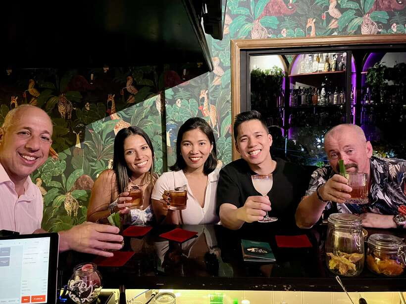 Makati Bar Crawl - Hidden Bar, Speakeasy and Pub - Key points at a glance