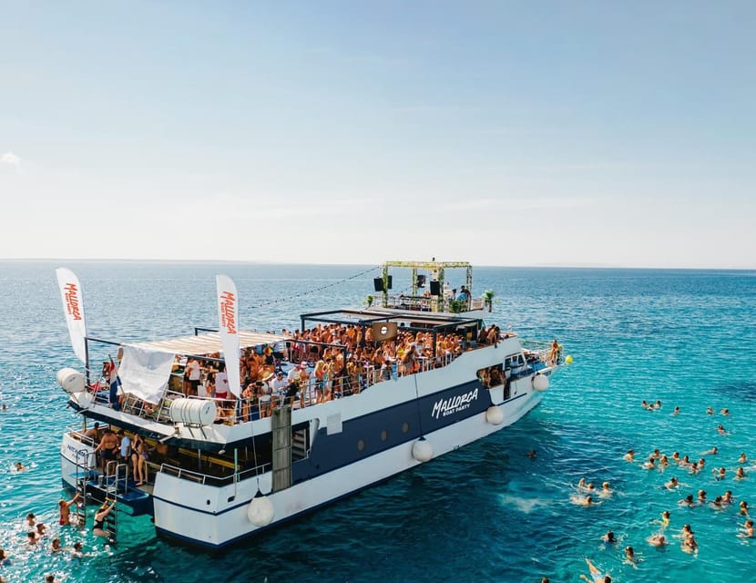 Mallorca: Boat Party with Live DJs, Lunch, & Nightclub Entry - What this Mallorca boat party is really like